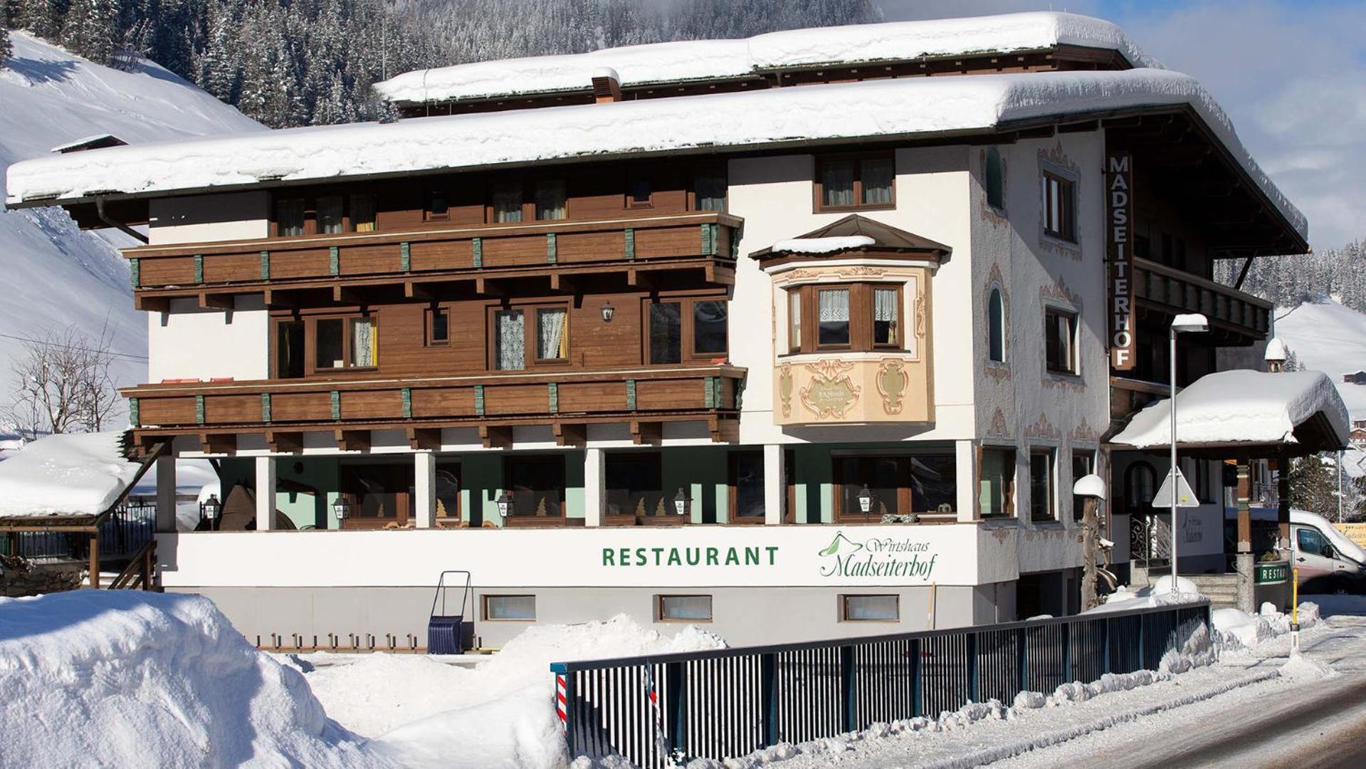 Gasthof Pension Madseiterhof 턱스 외부 사진